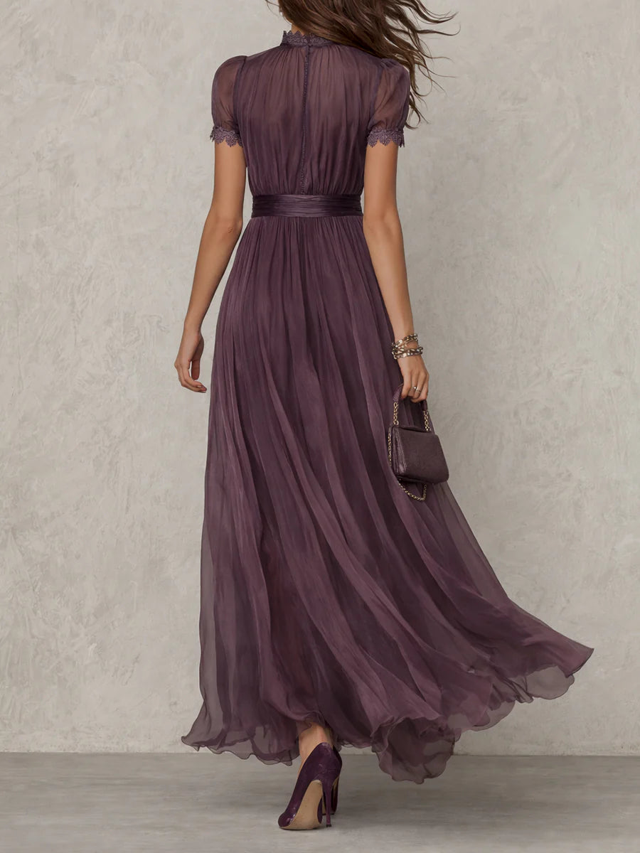 Florbela - Vestido largo de gasa morada con encaje y escote estilo ojo de cerradura vintage.