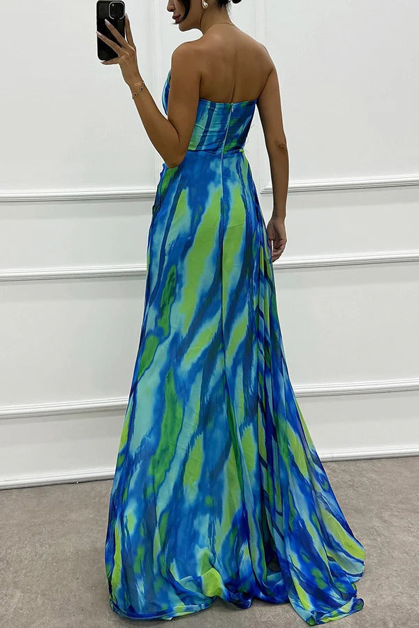 Vestido drapeado vibrante